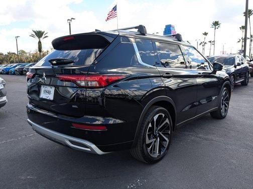 2022 Mitsubishi Outlander SEL