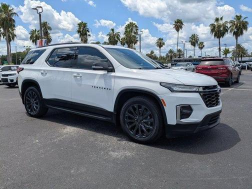 2022 Chevrolet Traverse RS
