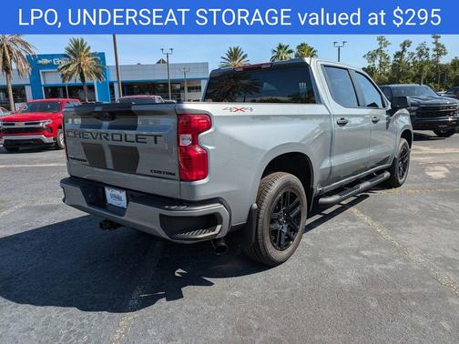 2025 Chevrolet Silverado 1500 Custom