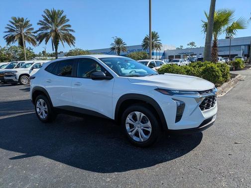 2026 Chevrolet Trax LS