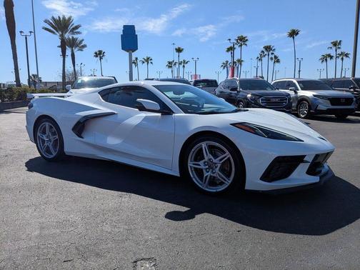 2025 Chevrolet Corvette Stingray w/3LT