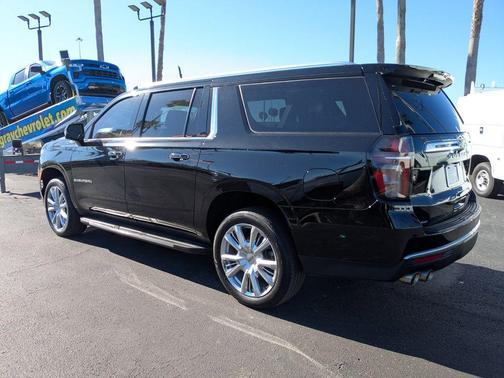 2024 Chevrolet Suburban High Country