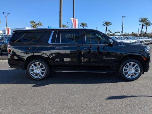 2024 Chevrolet Suburban High Country