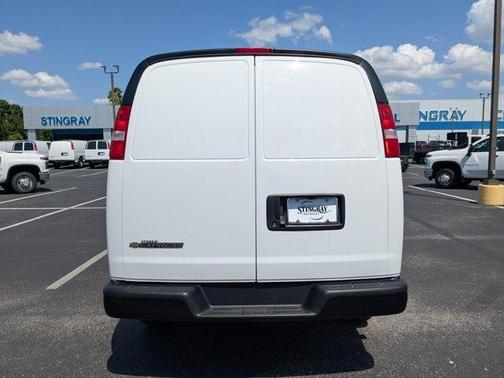 2025 Chevrolet Express 2500 Work Van