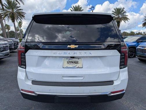 2025 Chevrolet Suburban LS
