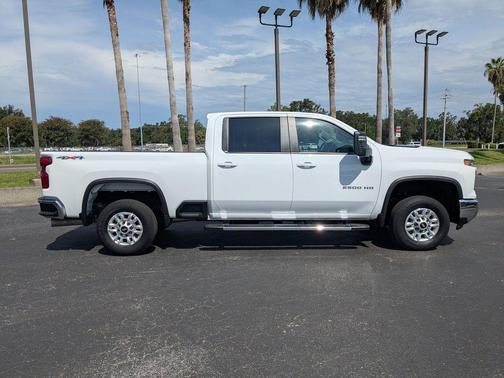 2024 Chevrolet Silverado 2500 LT