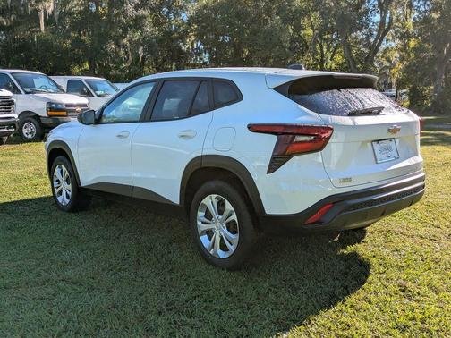 2026 Chevrolet Trax LS