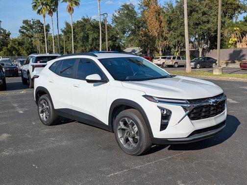 2025 Chevrolet Trax LT