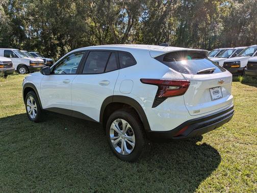 2026 Chevrolet Trax LS