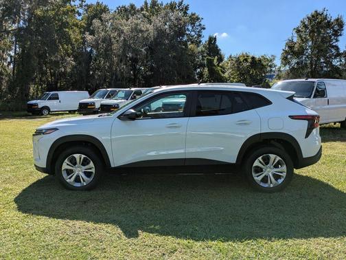 2026 Chevrolet Trax LS