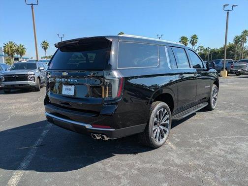 2025 Chevrolet Suburban High Country