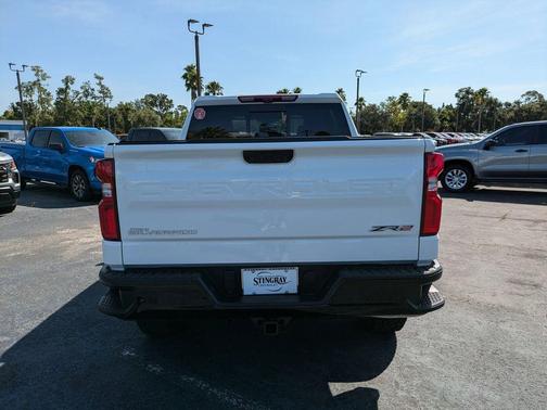 2025 Chevrolet Silverado 1500 ZR2