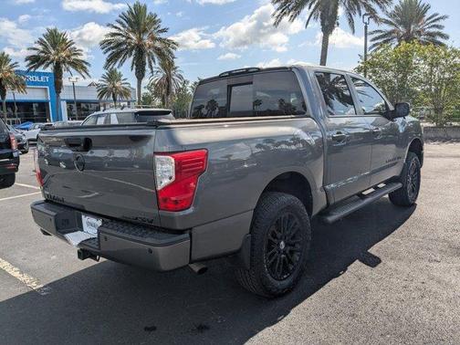 2019 Nissan Titan SV
