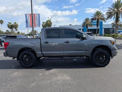 2019 Nissan Titan SV
