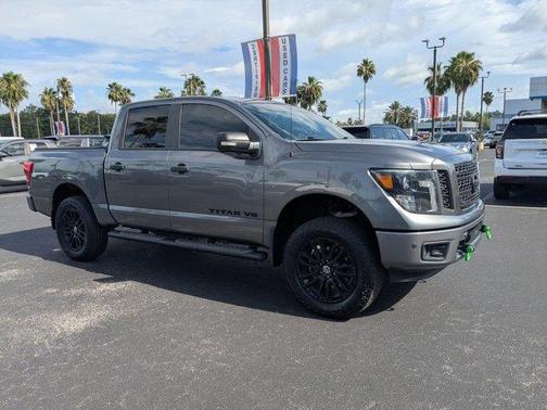 2019 Nissan Titan SV