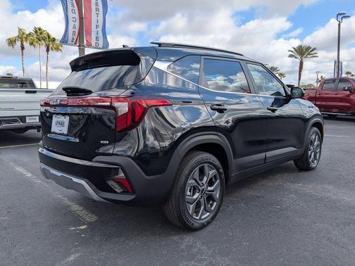 2024 Kia Seltos S