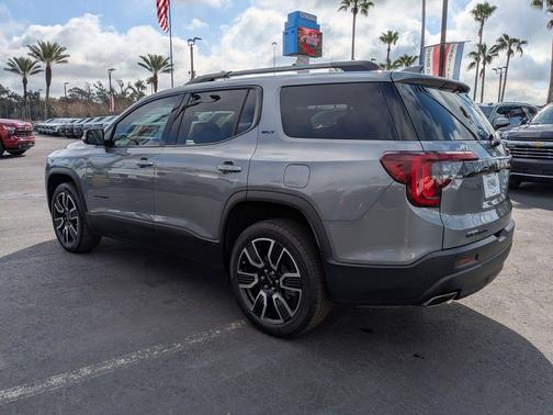 2021 GMC Acadia SLT