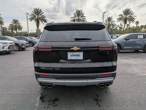 2025 Chevrolet Traverse LT