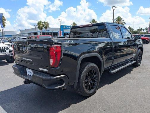 2022 GMC Sierra 1500 Limited Elevation