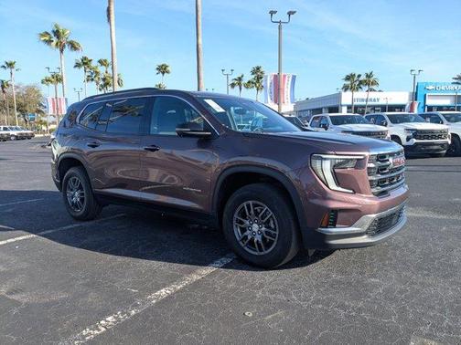 2025 GMC Acadia Elevation