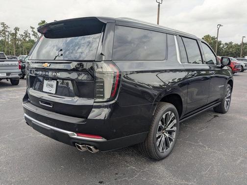 2025 Chevrolet Suburban High Country