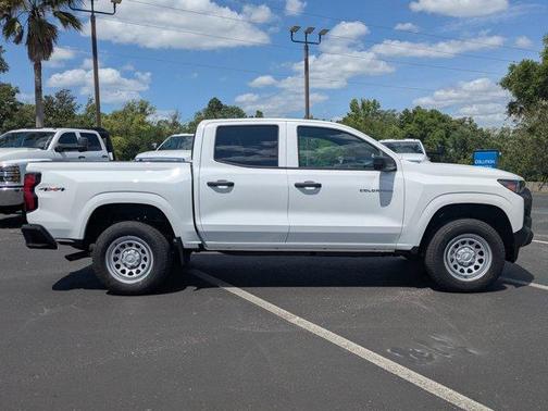 2025 Chevrolet Colorado WT
