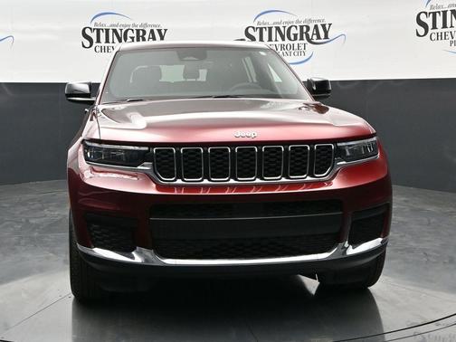 Velvet Red Pearlcoat 2025 Jeep Grand Cherokee L Laredo