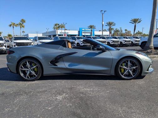 2022 Chevrolet Corvette Stingray w/2LT