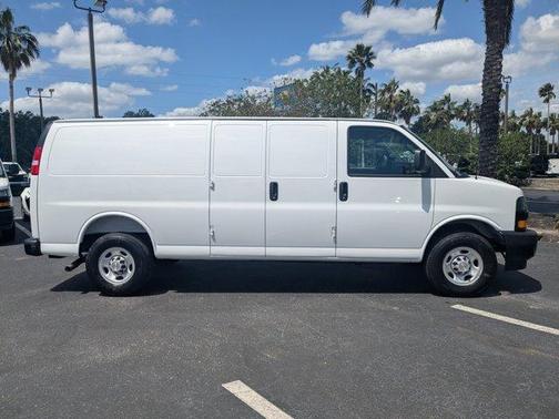 2025 Chevrolet Express 2500 Work Van