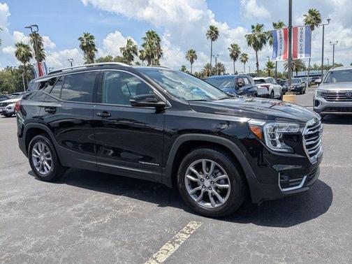 2024 GMC Terrain SLT