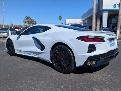 2024 Chevrolet Corvette Stingray w/2LT