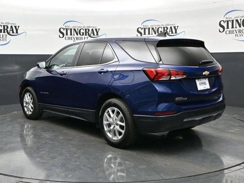 Blue Glow Metallic 2022 Chevrolet Equinox 1LT