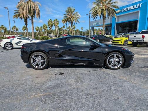 2026 Chevrolet Corvette Stingray w/1LT