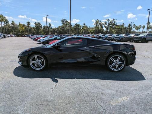 2026 Chevrolet Corvette Stingray w/1LT