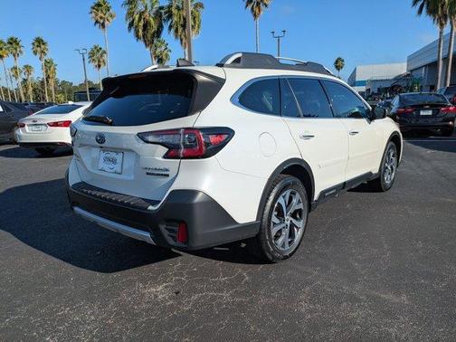 2022 Subaru Outback Touring XT