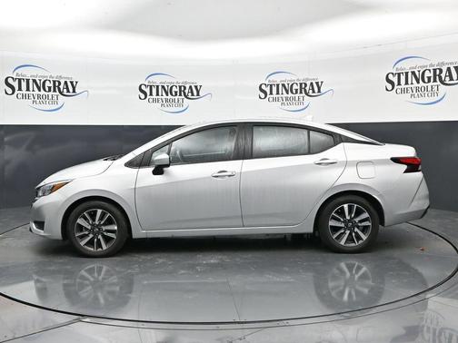 Brilliant Silver Metallic 2025 Nissan Versa 1.6 SV