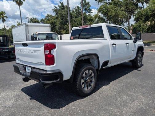 2025 Chevrolet Silverado 2500 Custom