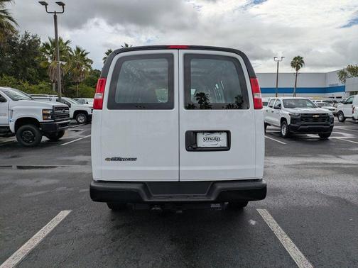 2025 Chevrolet Express 2500 Work Van