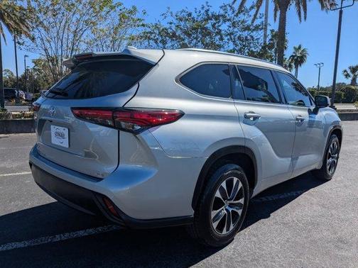 2020 Toyota Highlander XLE