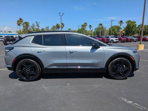 2025 Chevrolet Equinox EV RS
