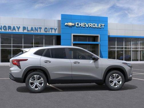 Sterling Gray Metallic 2026 Chevrolet Trax LS