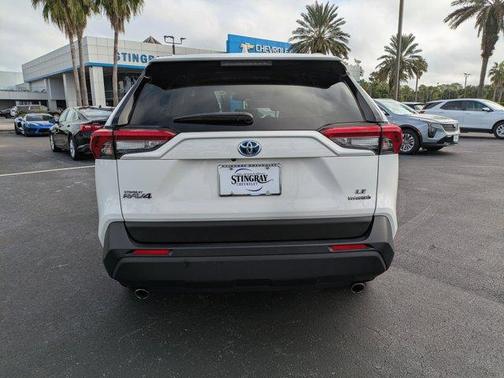 2023 Toyota RAV4 Hybrid LE