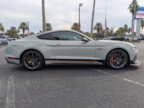 2021 Ford Mustang Mach 1