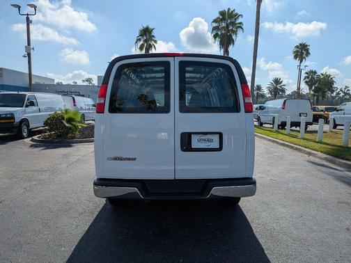 2024 Chevrolet Express 2500 Work Van