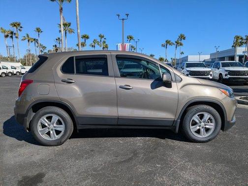 2021 Chevrolet Trax LS