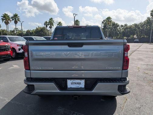 2025 Chevrolet Silverado 1500 Custom