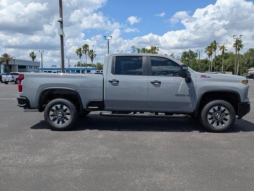 2025 Chevrolet Silverado 2500 Custom