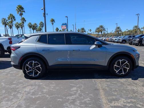 2026 Chevrolet Equinox EV LT 1