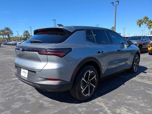 2026 Chevrolet Equinox EV LT 1