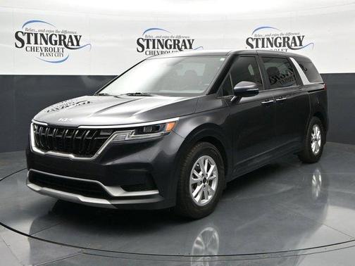 Metal 2023 Kia Carnival LX